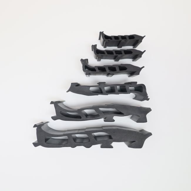 Al Akhtam Almataatiat Lil Anabib Albilastikia